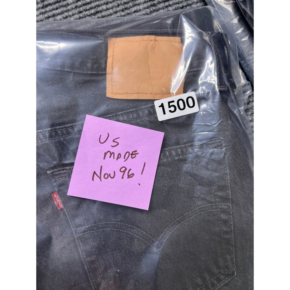 Levi's 501 Vintage 1996 Jeans Mens 36x32 Black Button Fly Made in USA - Picture 13 of 14